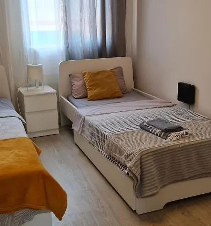 Cozy Modren On Malvarrosa Homestay